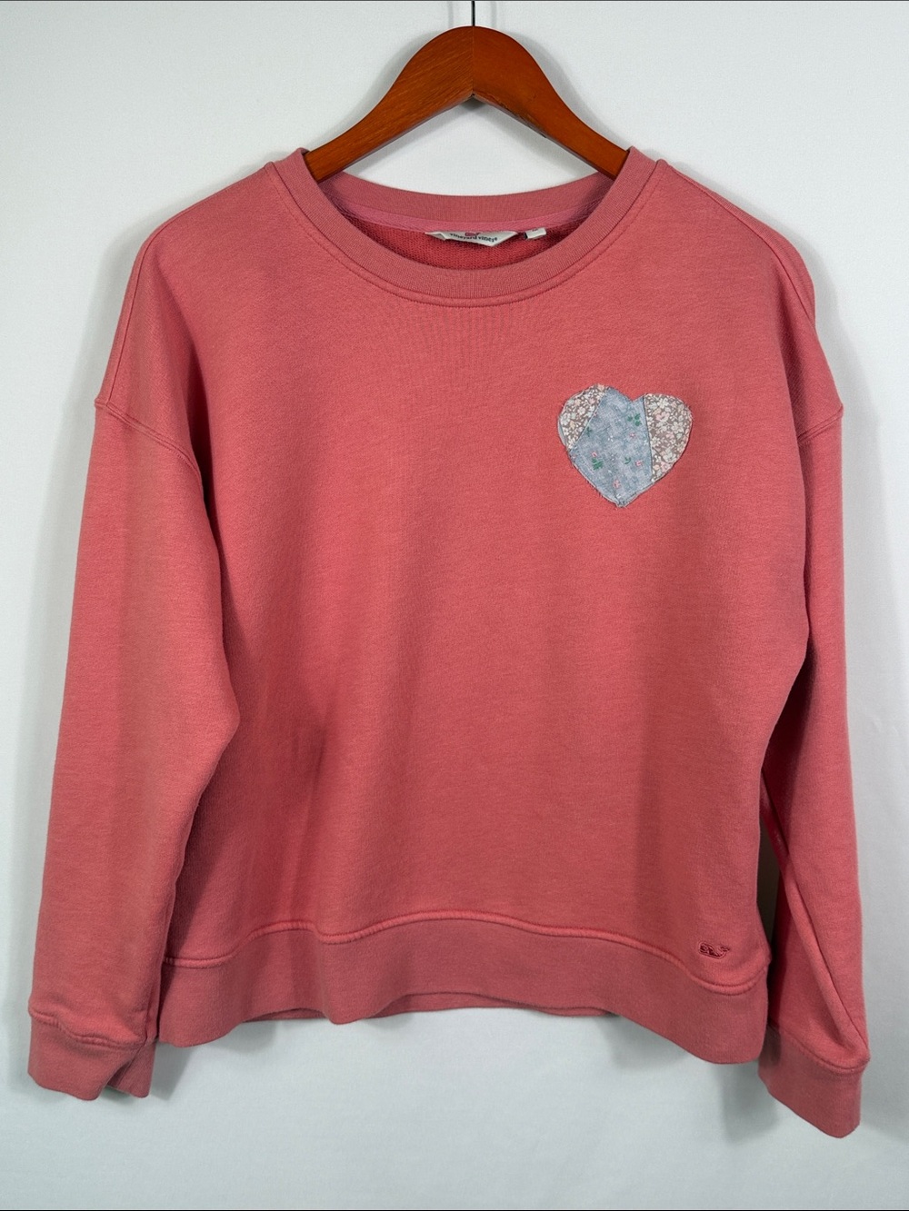 Upcycled Pink Star Quilt Patch Pullover Vineyard Vines Sweatshirt. Womens Size M
